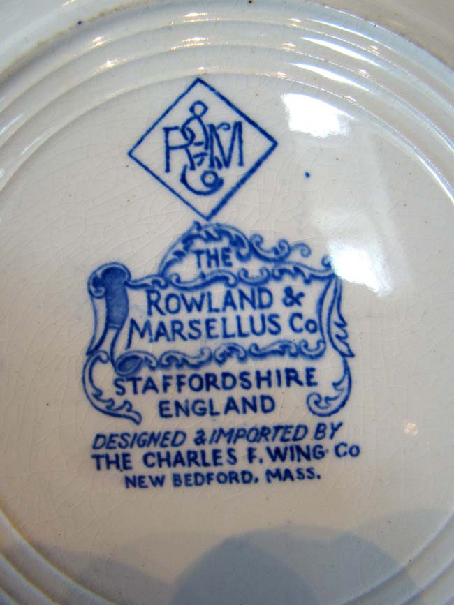 A rare souvenir plate circa 1915 depicting the New Bedford Whaling Monument — image 2